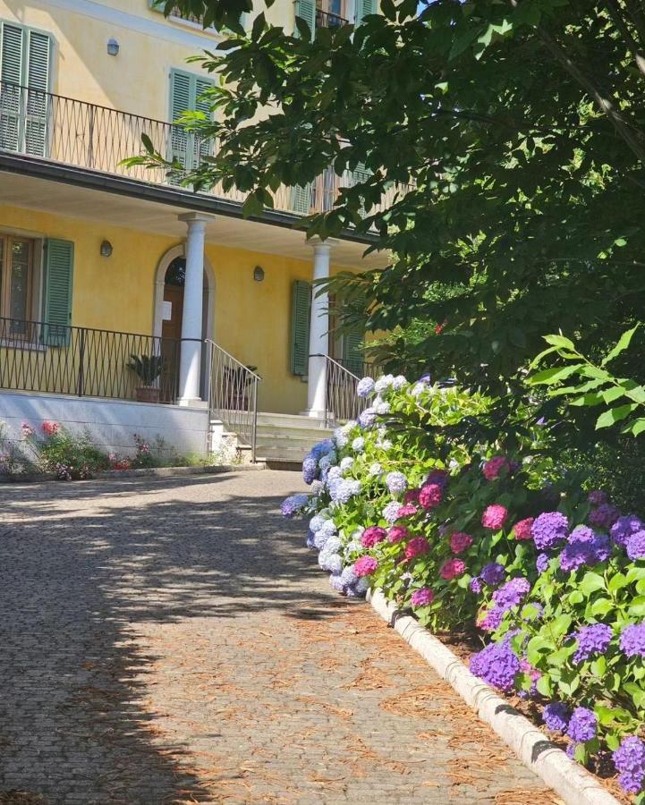 סטרסה L'Ortensia Della Villa Isabella, Camera Con Vista Lago, Balcone Sul Parco E Bagno Esclusivo All'Esterno Della Camera מראה חיצוני תמונה